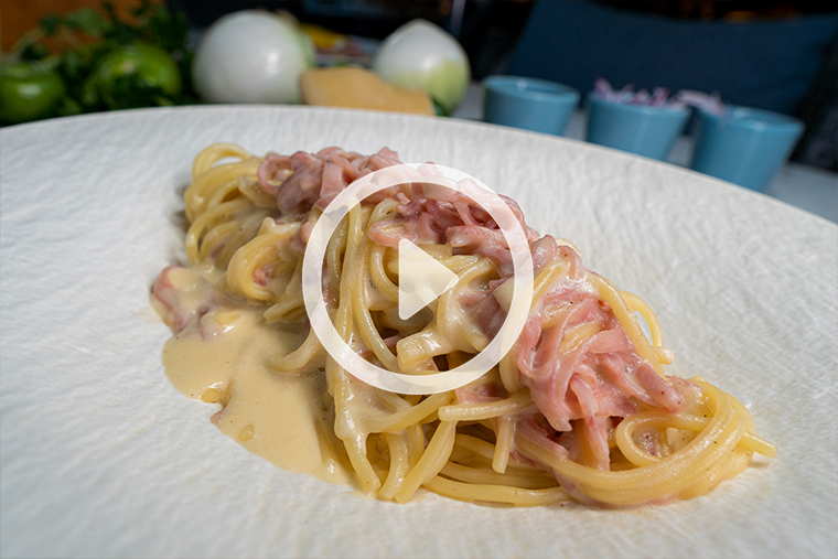 Spaghetti with Ham and Parmesan Sauce